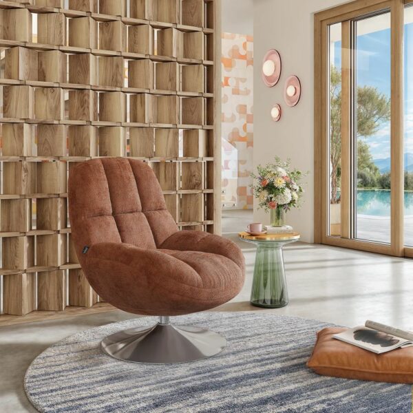 Fauteuil pivotant compact