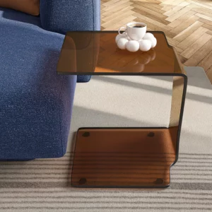 Cornuda – Table d’appoint en verre – Marron ambré